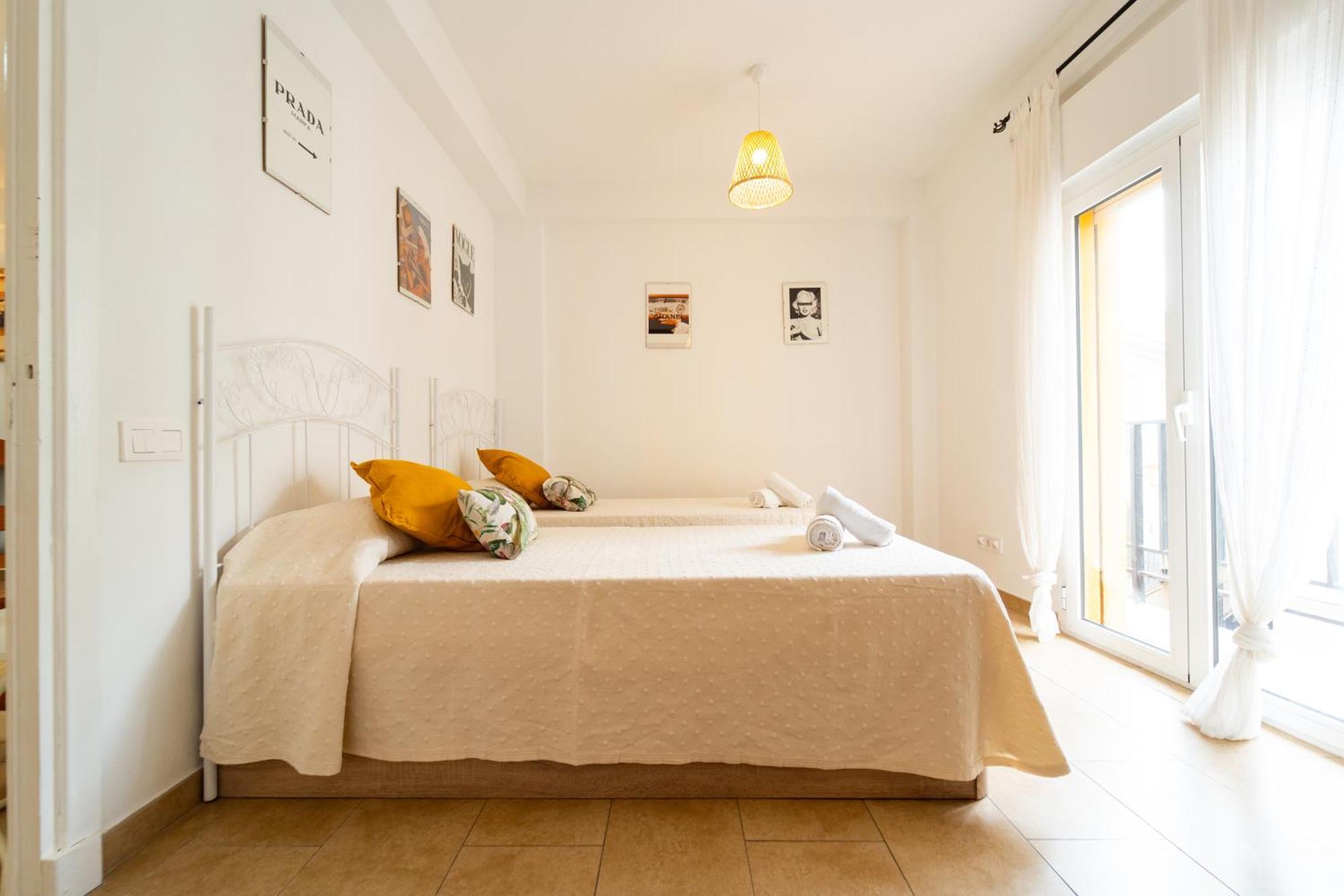Dean Lopez Luxury Apartment Севиля Екстериор снимка