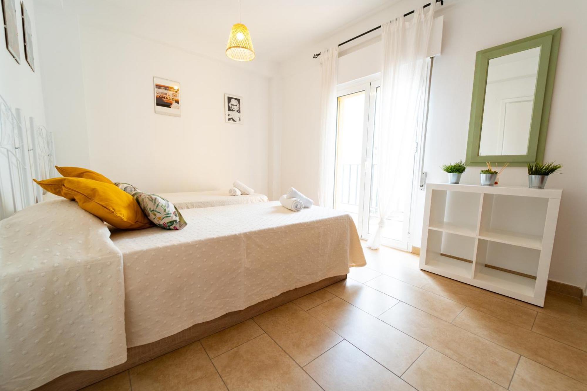 Dean Lopez Luxury Apartment Севиля Екстериор снимка