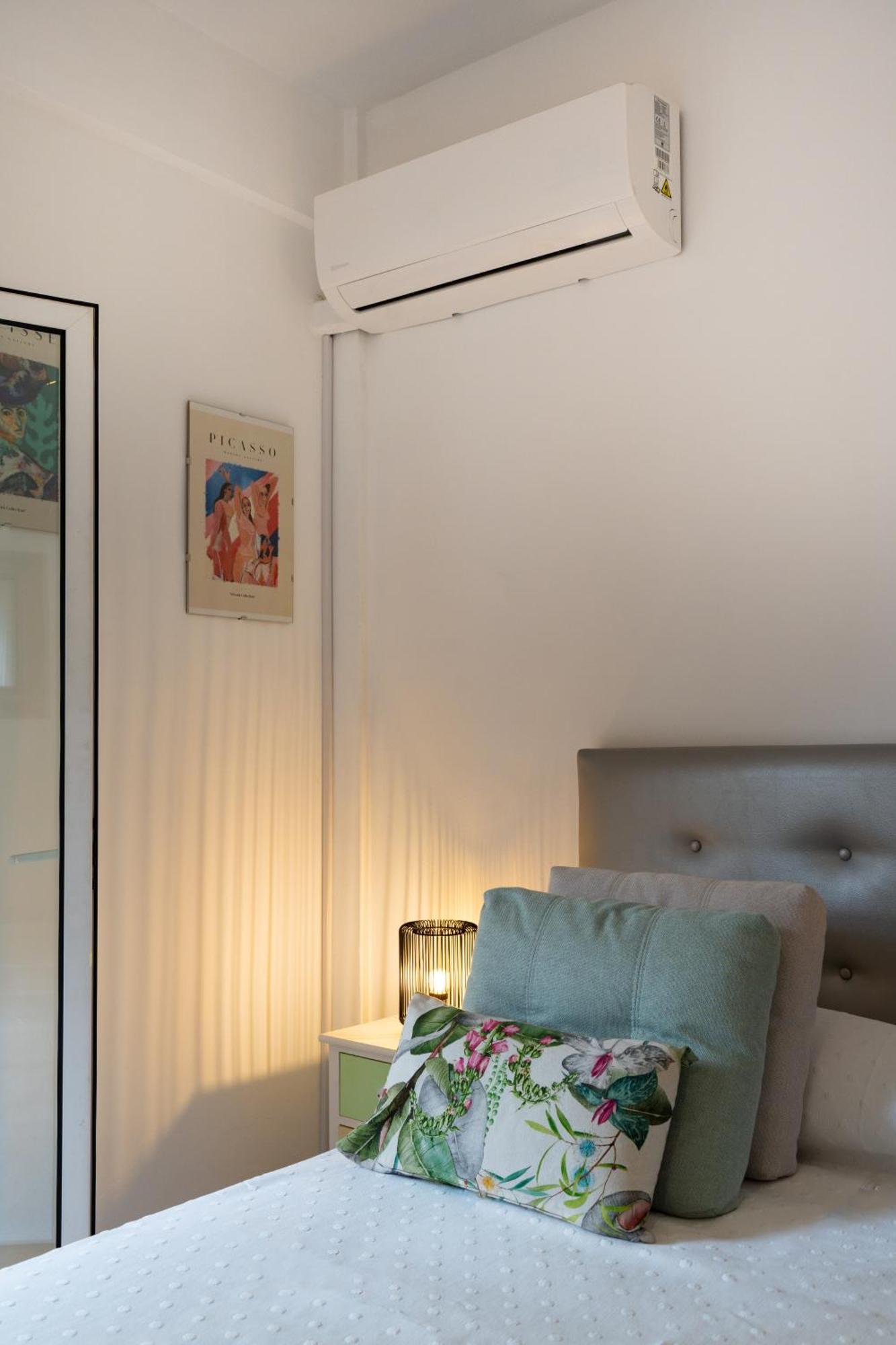 Dean Lopez Luxury Apartment Севиля Екстериор снимка